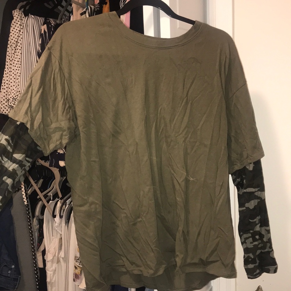 Long sleeve camo tee